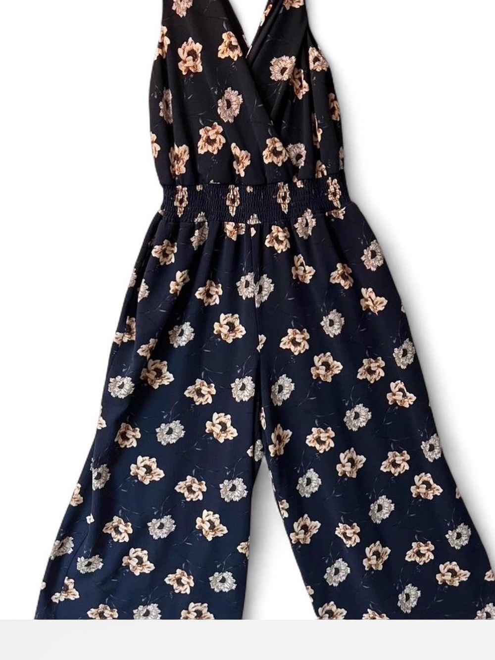 Apt 9 Women’s Large navy Floral Romper Jumpsuit